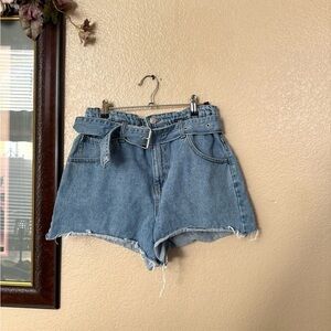 Forever 21 High Waisted Shorts Size Large
